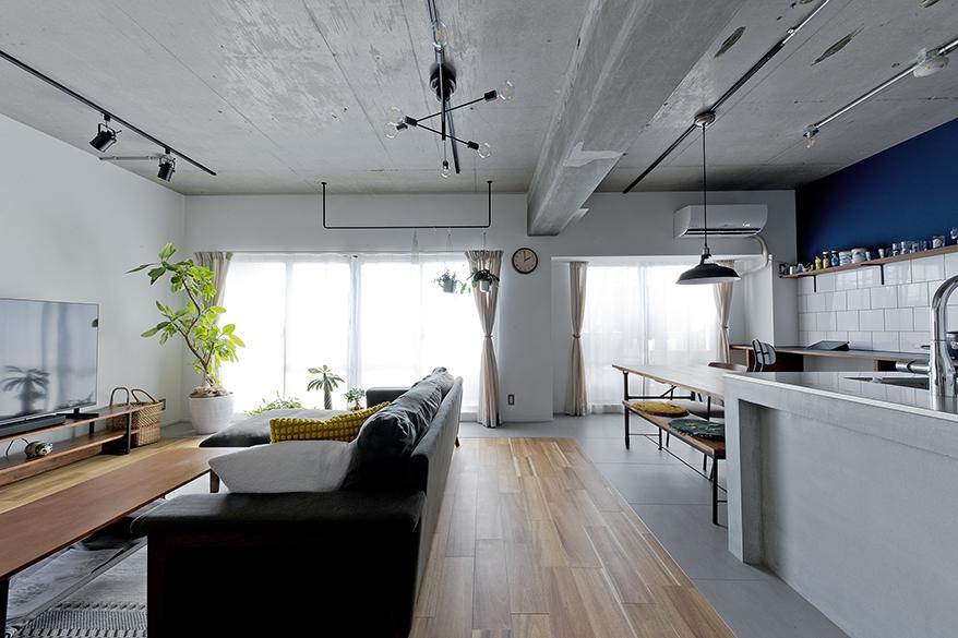 「旅のカケラ」のリビングダイニング