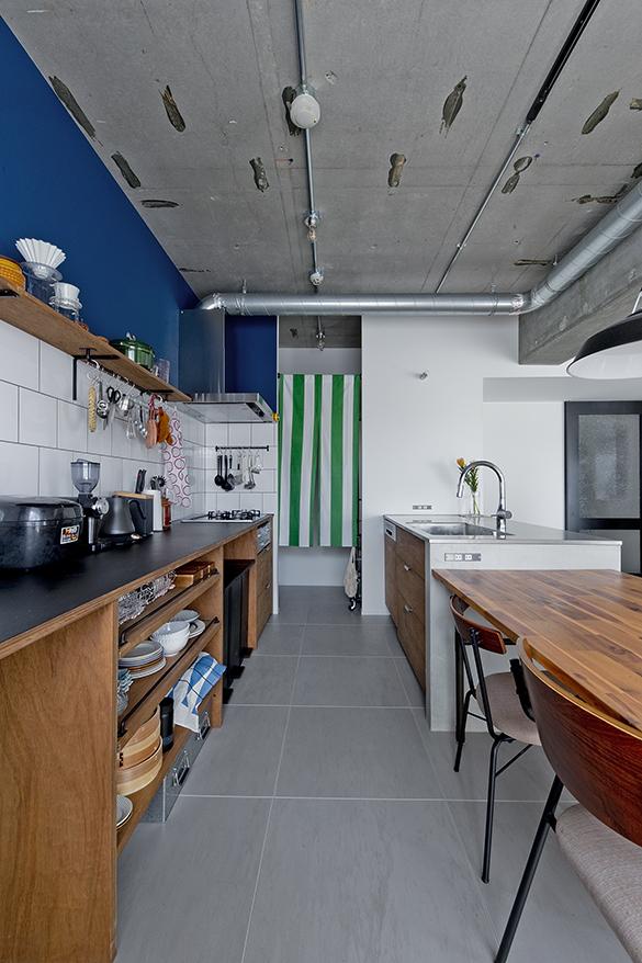 「旅のカケラ」のキッチン・パントリー