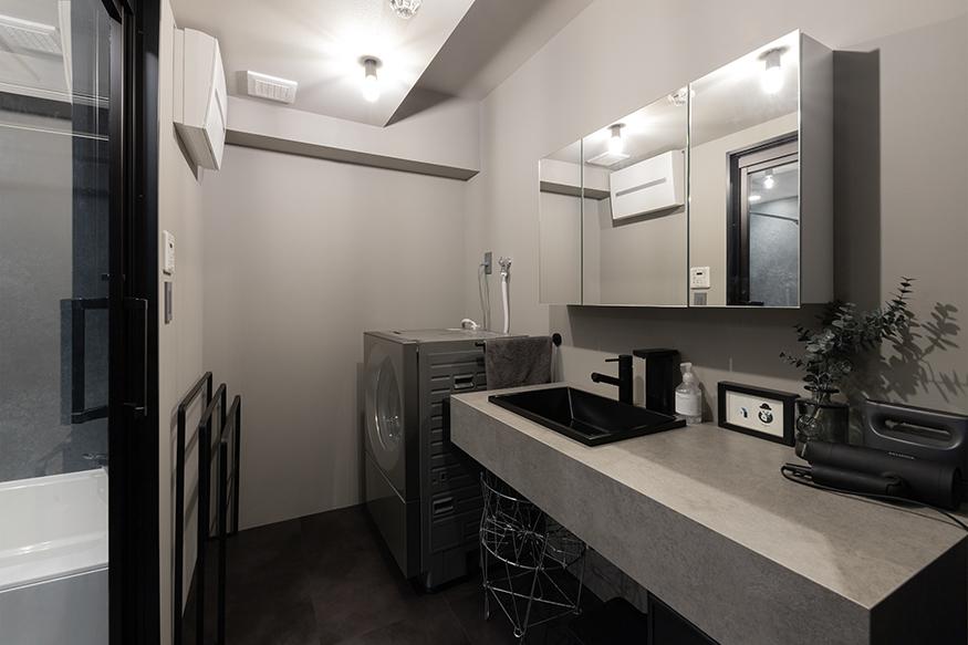 「cozy nook」の洗面所