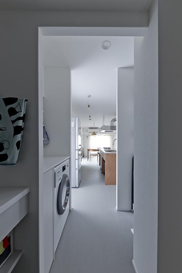 「my scrap book」の洗面～キッチン動線