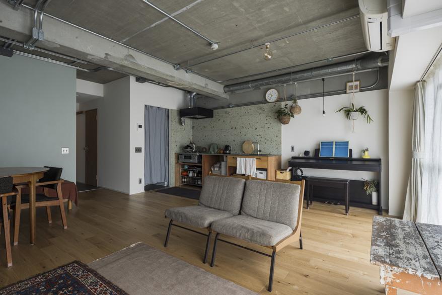 「手塩にかけて育てる家」のリビングダイニングキッチン