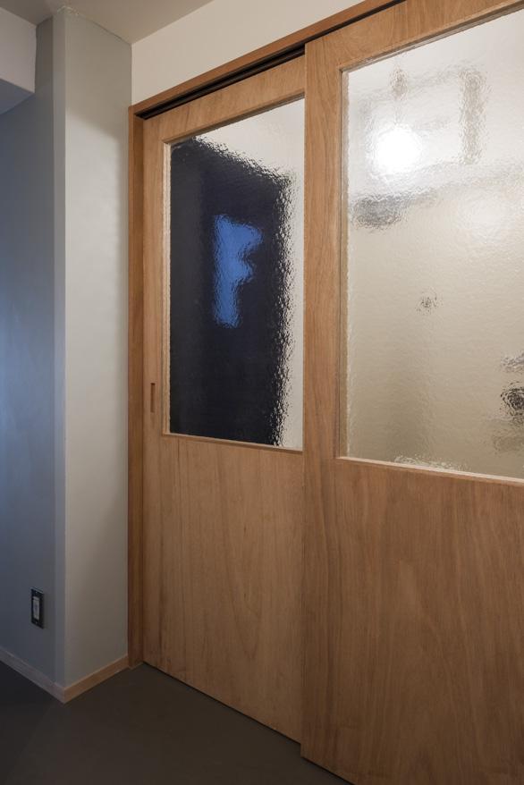 「手塩にかけて育てる家」の玄関・土間