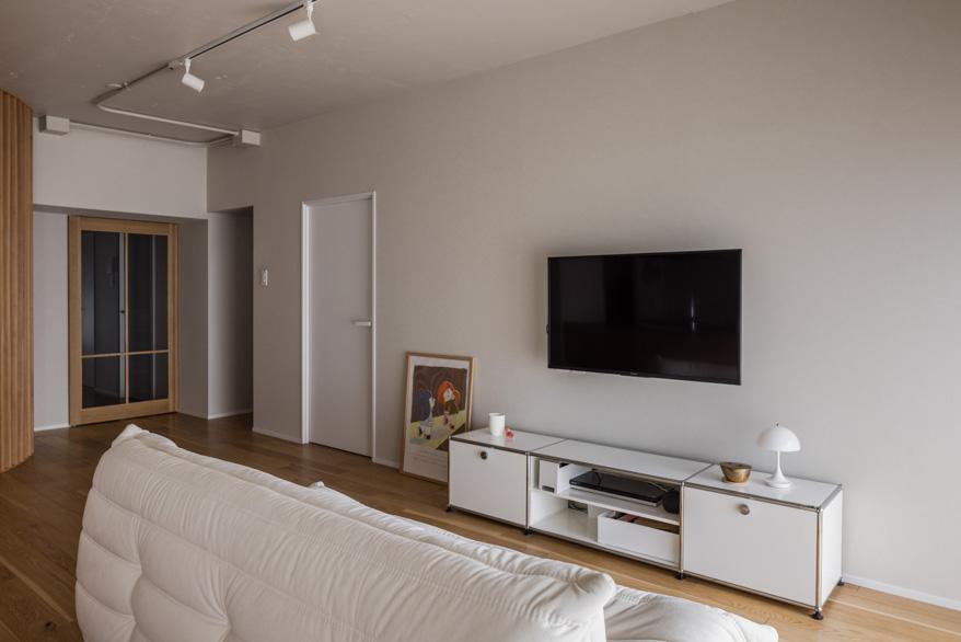 「Louver」のリビング