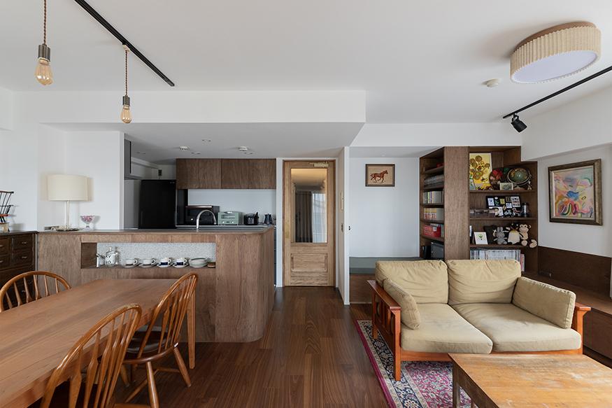 「Folks Nest」のリビングダイニングキッチン