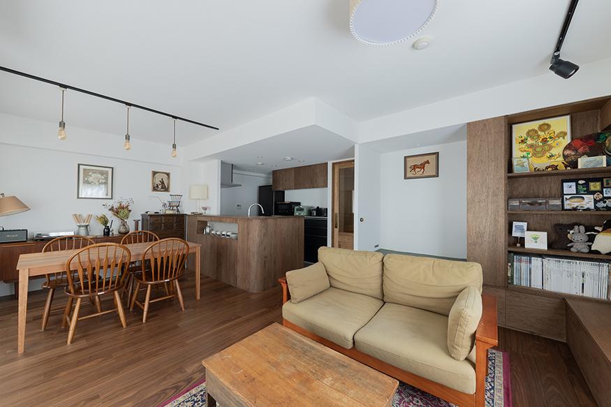 「Folks Nest」のリビングダイニング