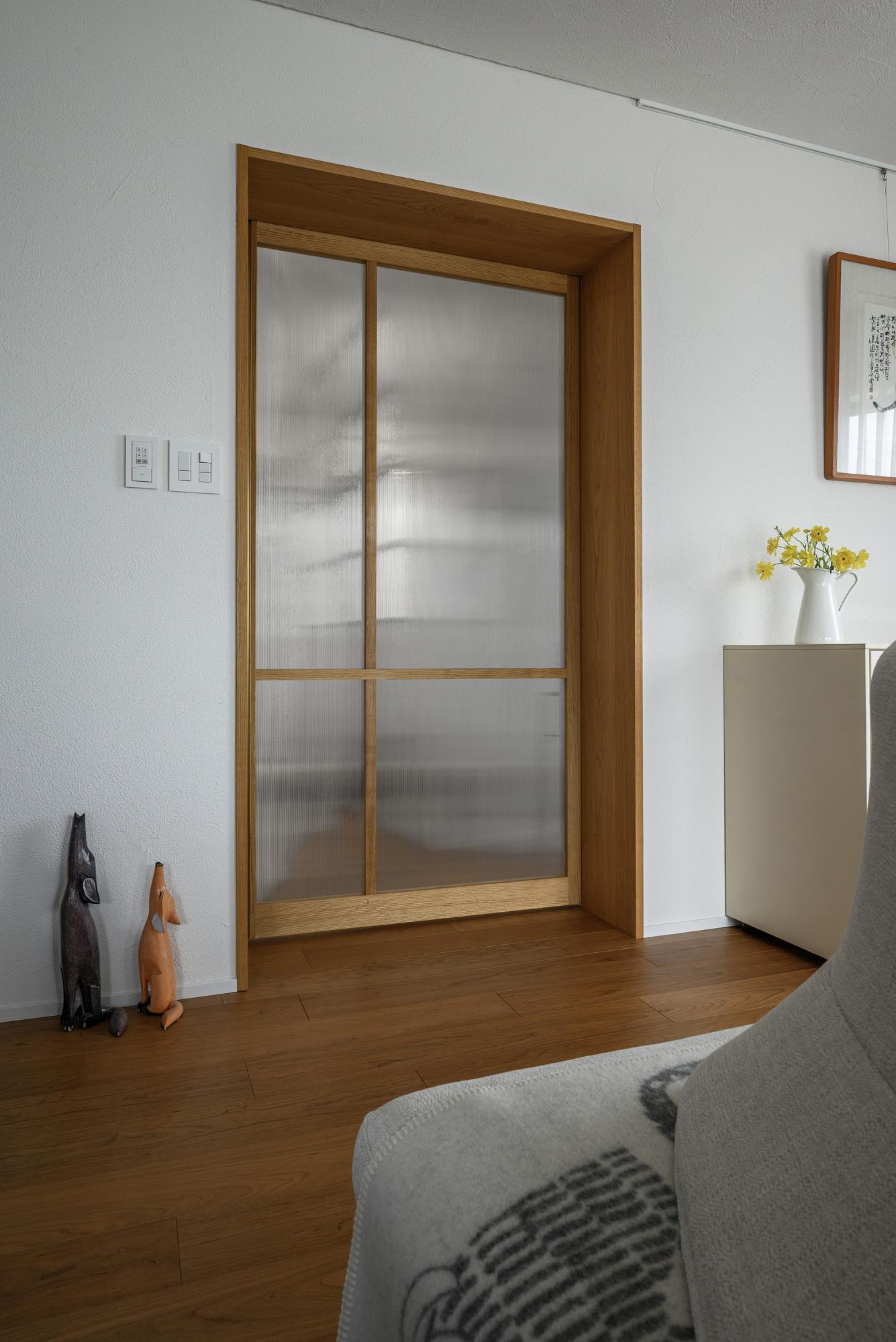 「日々を味わう」奥行きのあるリビングドア