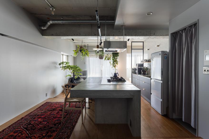 「ひとつづきにくらす」のダイニングカウンター