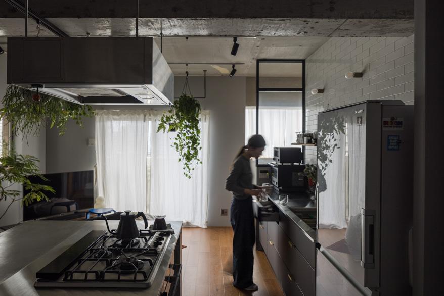 「ひとつづきにくらす」のキッチン