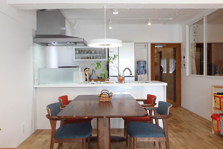 ホームズ 窓のない空間を どう明るくするか リノベならではの解決策とは