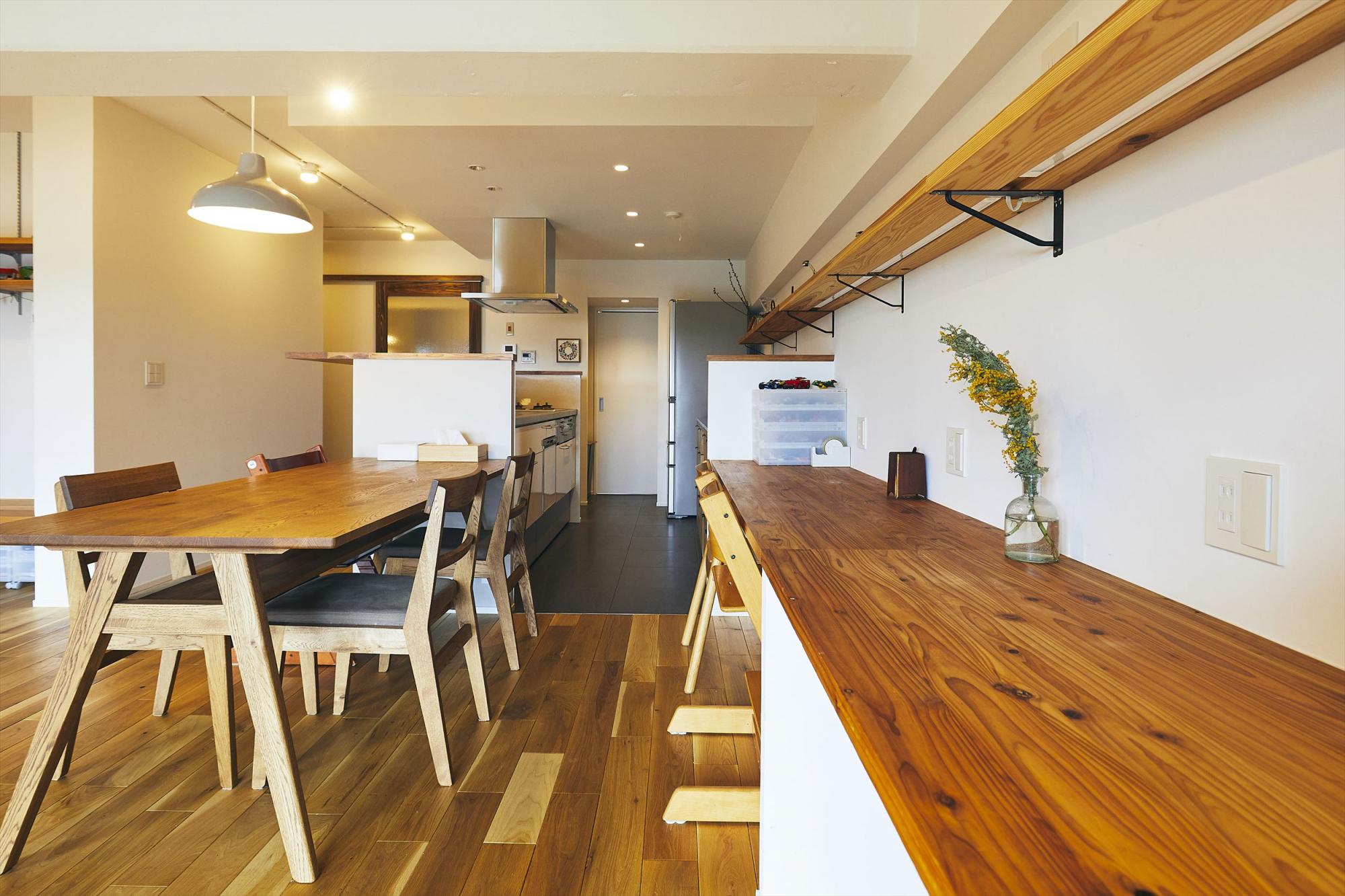 ホームズ 音と風が吹き抜けるリビングのある家