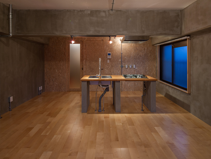 素材の醸す雰囲気に酔いしれる