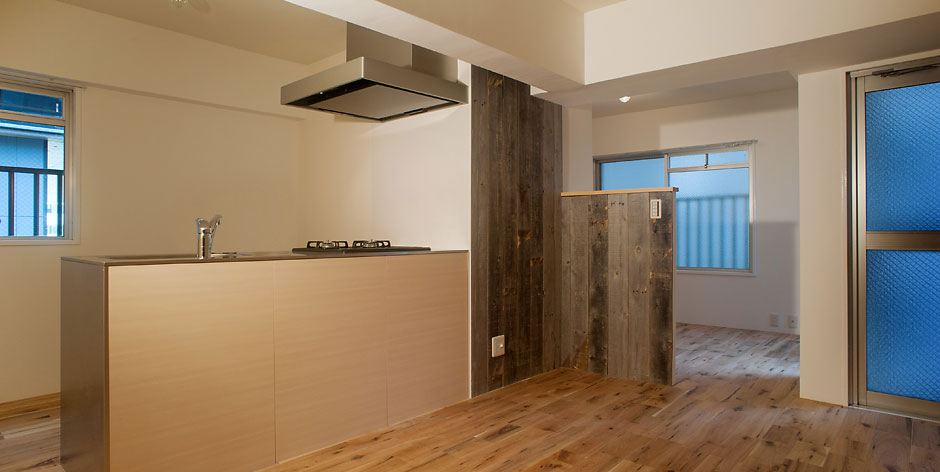 部屋のなかのどこにいても存在を感じられる、ふたり暮らしの新しい提案。