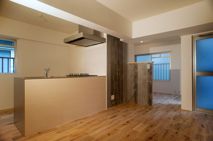 「つながりを感じる部屋」のリビングダイニング