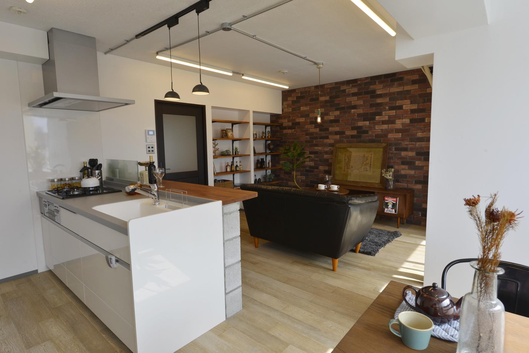 「ヴィンテージスタイル」のリビングダイニング