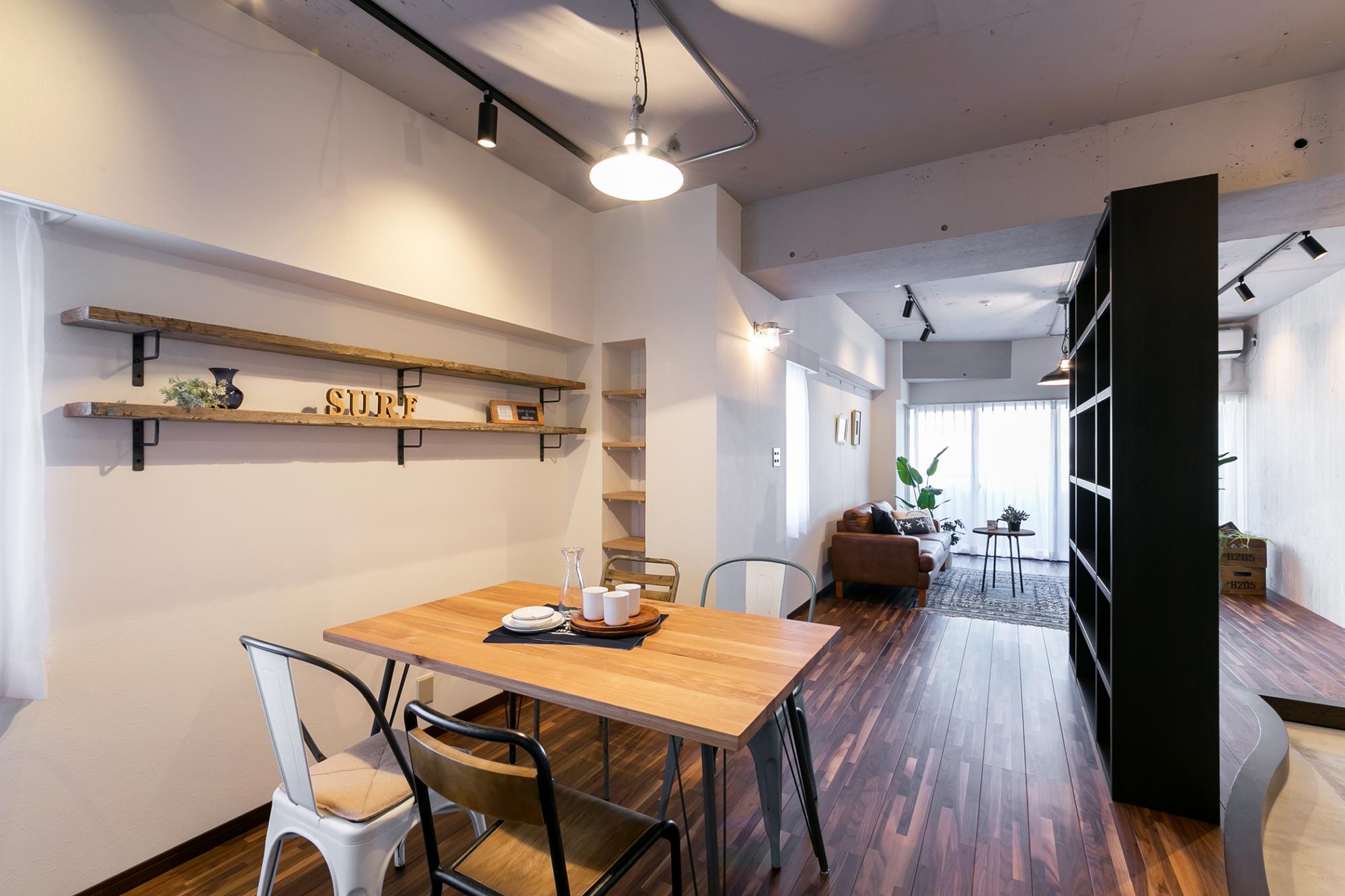 「カリフォルニアスタイル（茅ヶ崎）」のリビングダイニング