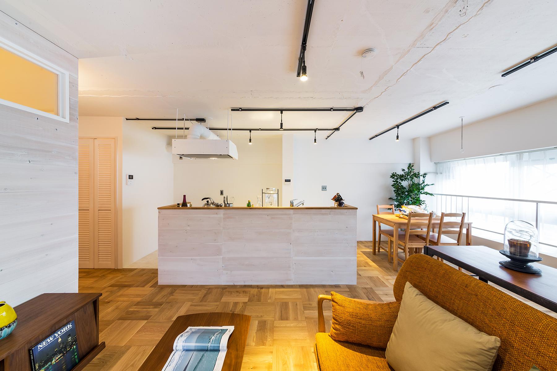 「オーガニックスタイル（東新宿）」のリビングダイニング