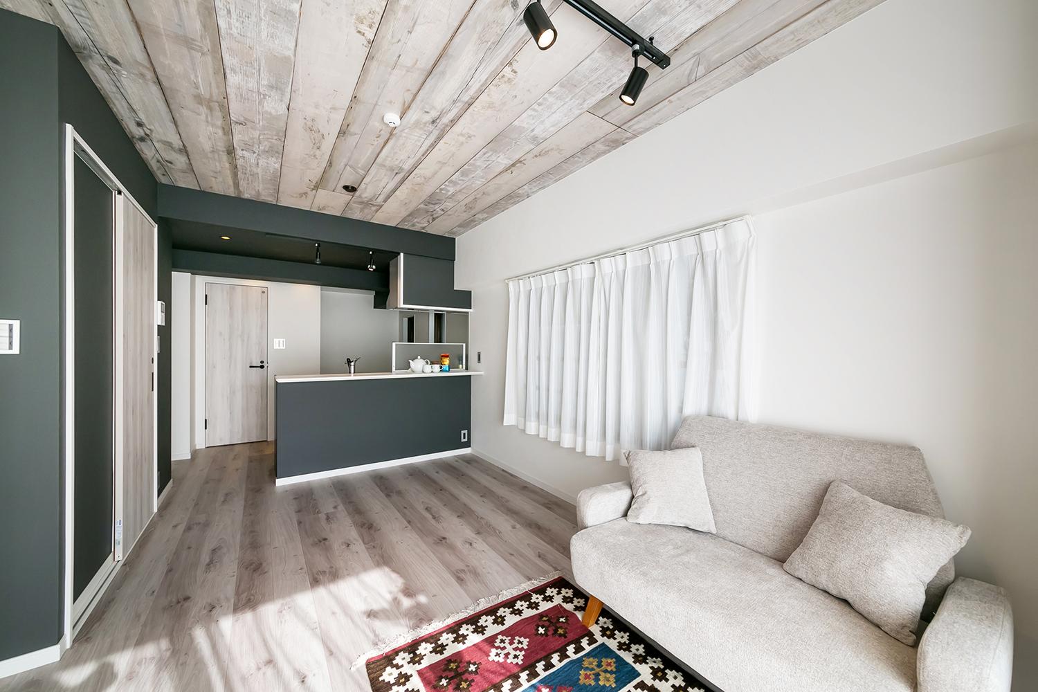 「プレーンスタイル（御徒町）」のリビングダイニング