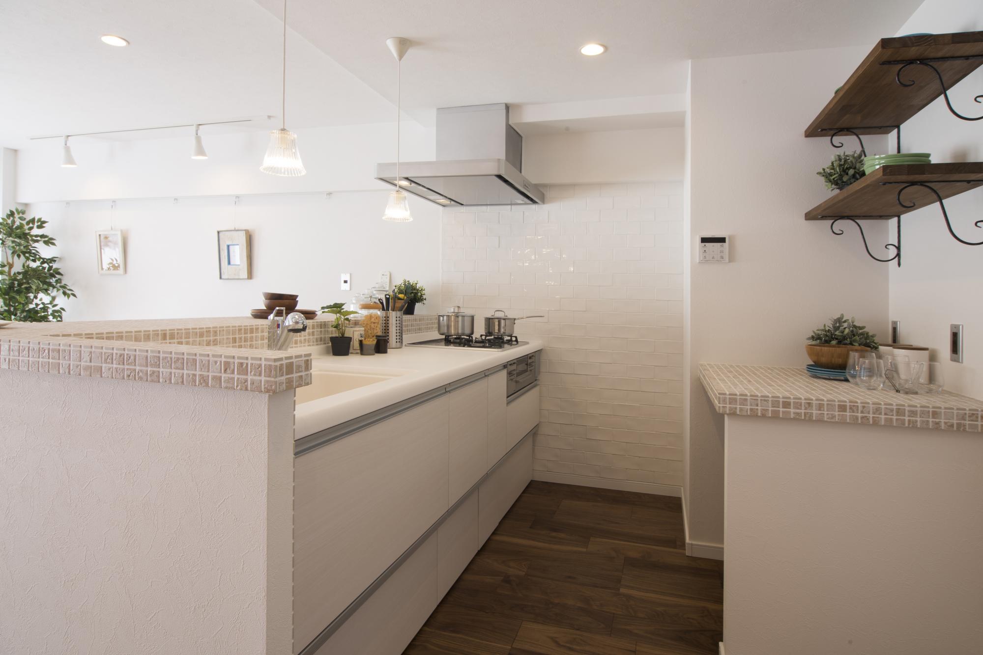 「ヨーロピアンスタイル（妙蓮寺）」のキッチン