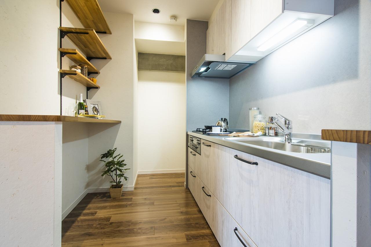 キッチンも白色で統一