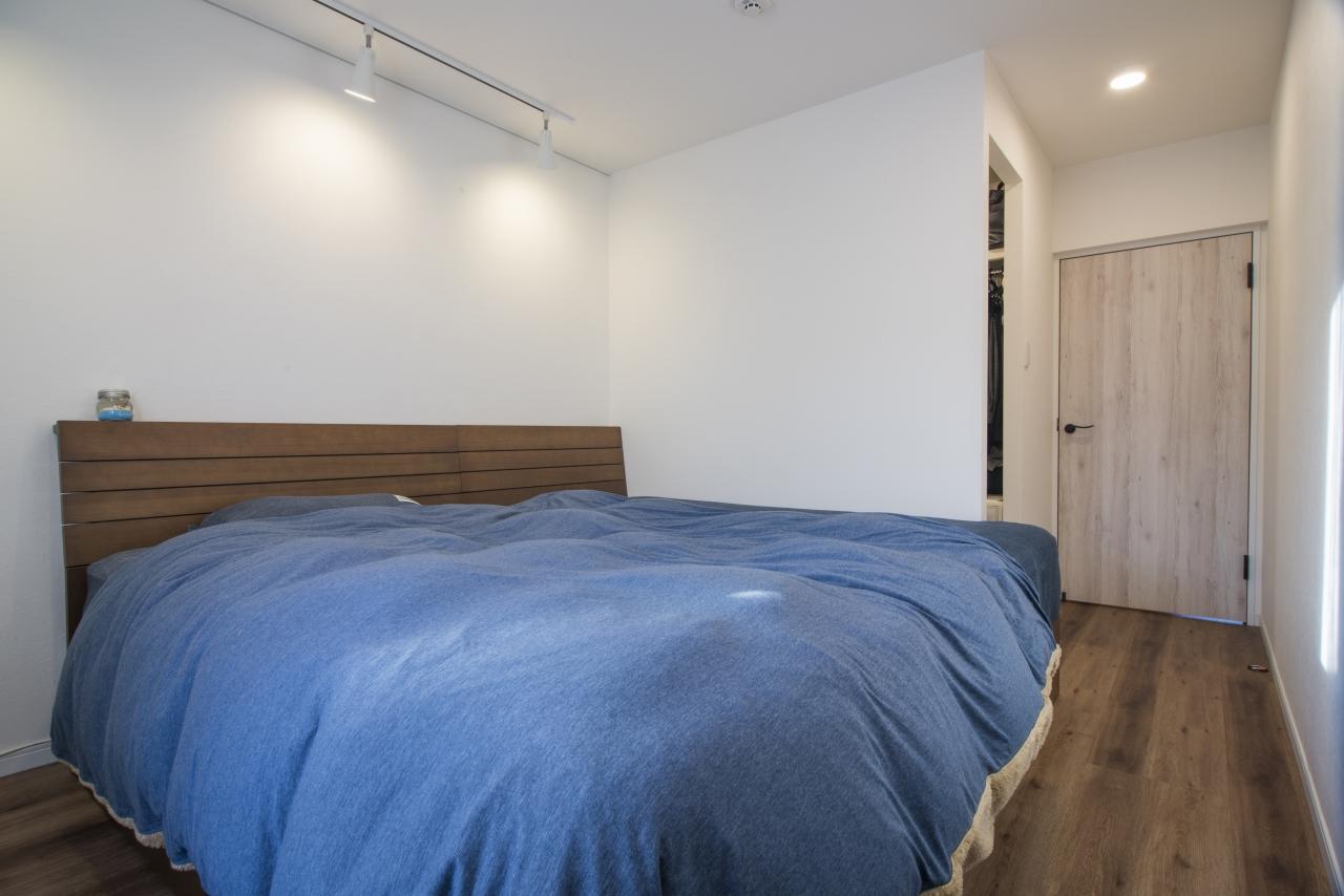 「家族みんなが楽しく暮らせるゆとりの空間を実現させた家」の寝室