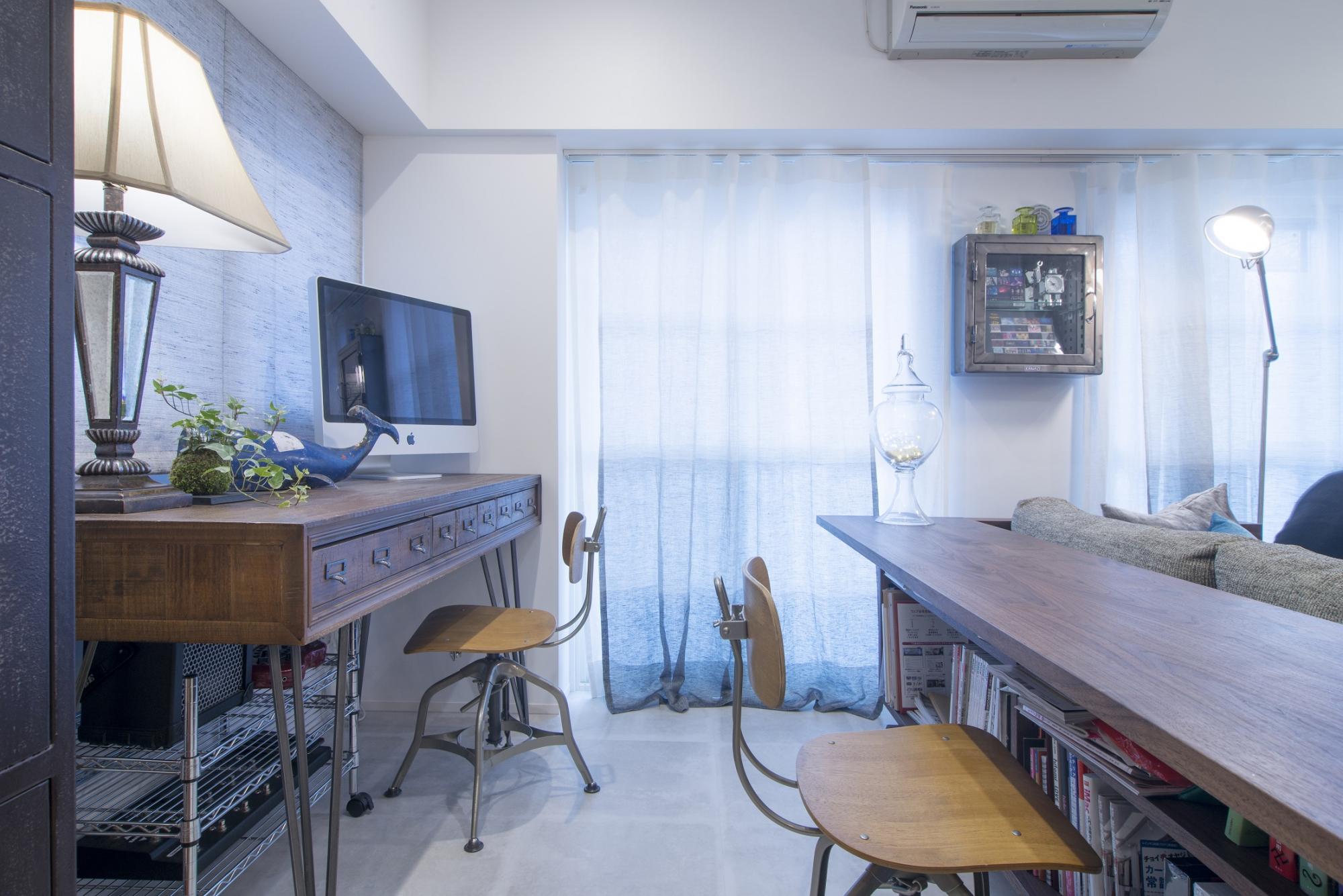 「駅近物件を自分たち好みにリノベーション」のリビングダイニング