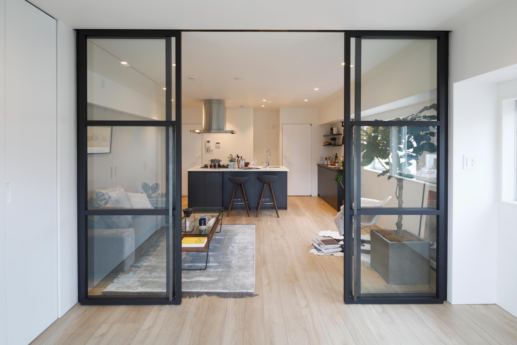 「RE : Apartment UNITED ARROWS LTD. 原宿」の寝室