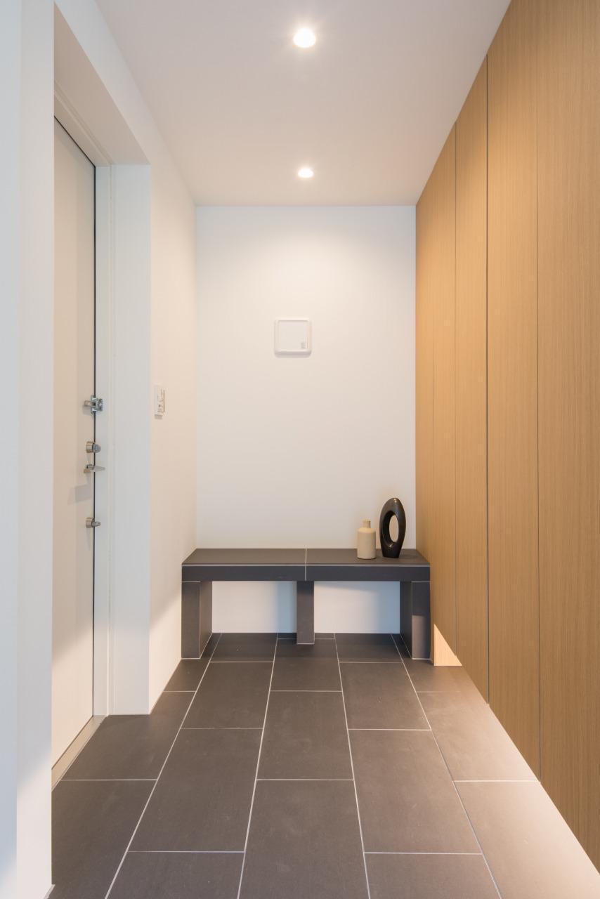 「RE : Apartment UNITED ARROWS LTD.白金」の玄関・土間