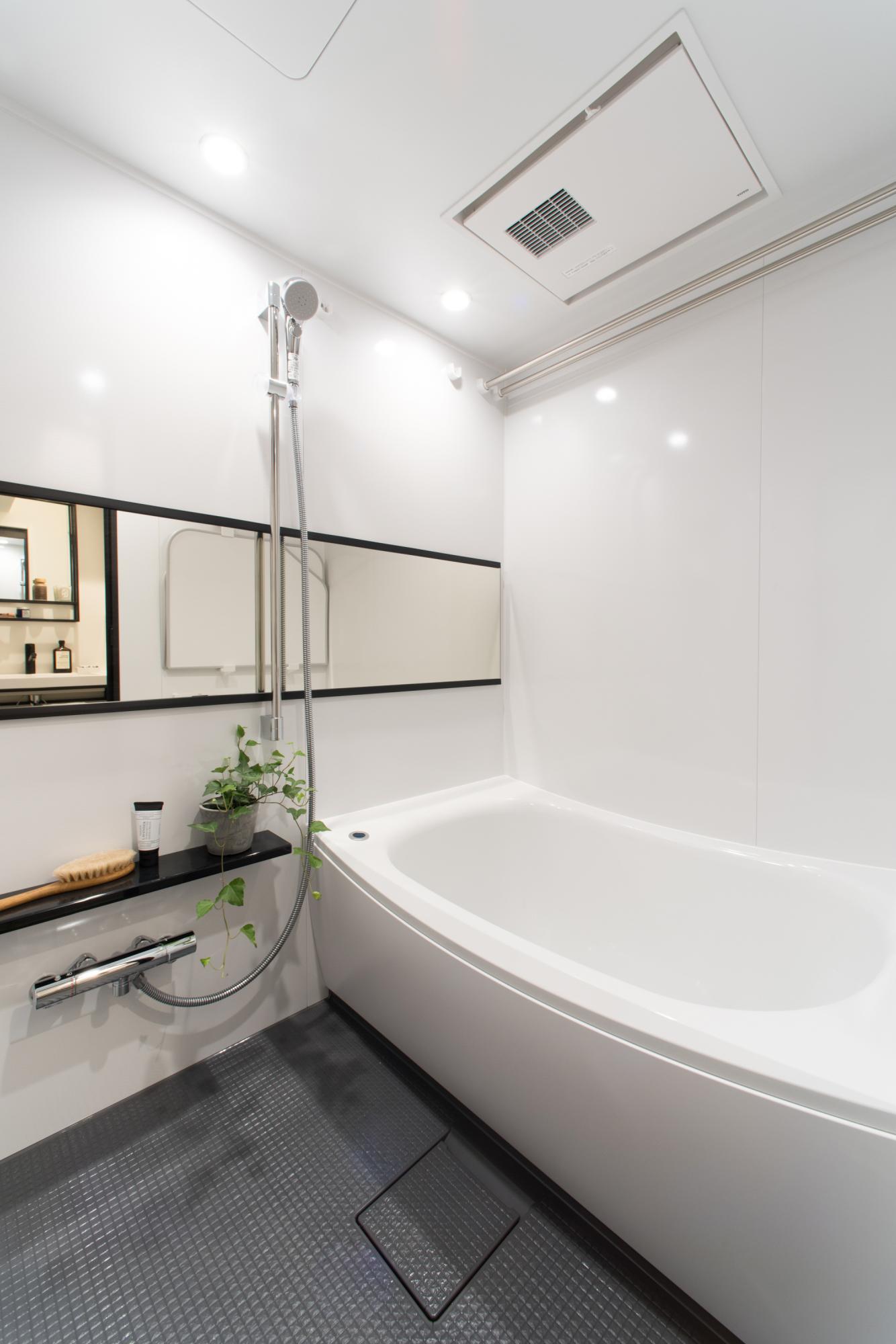 「RE : Apartment UNITED ARROWS LTD.代々木」のお風呂・洗面所・トイレ