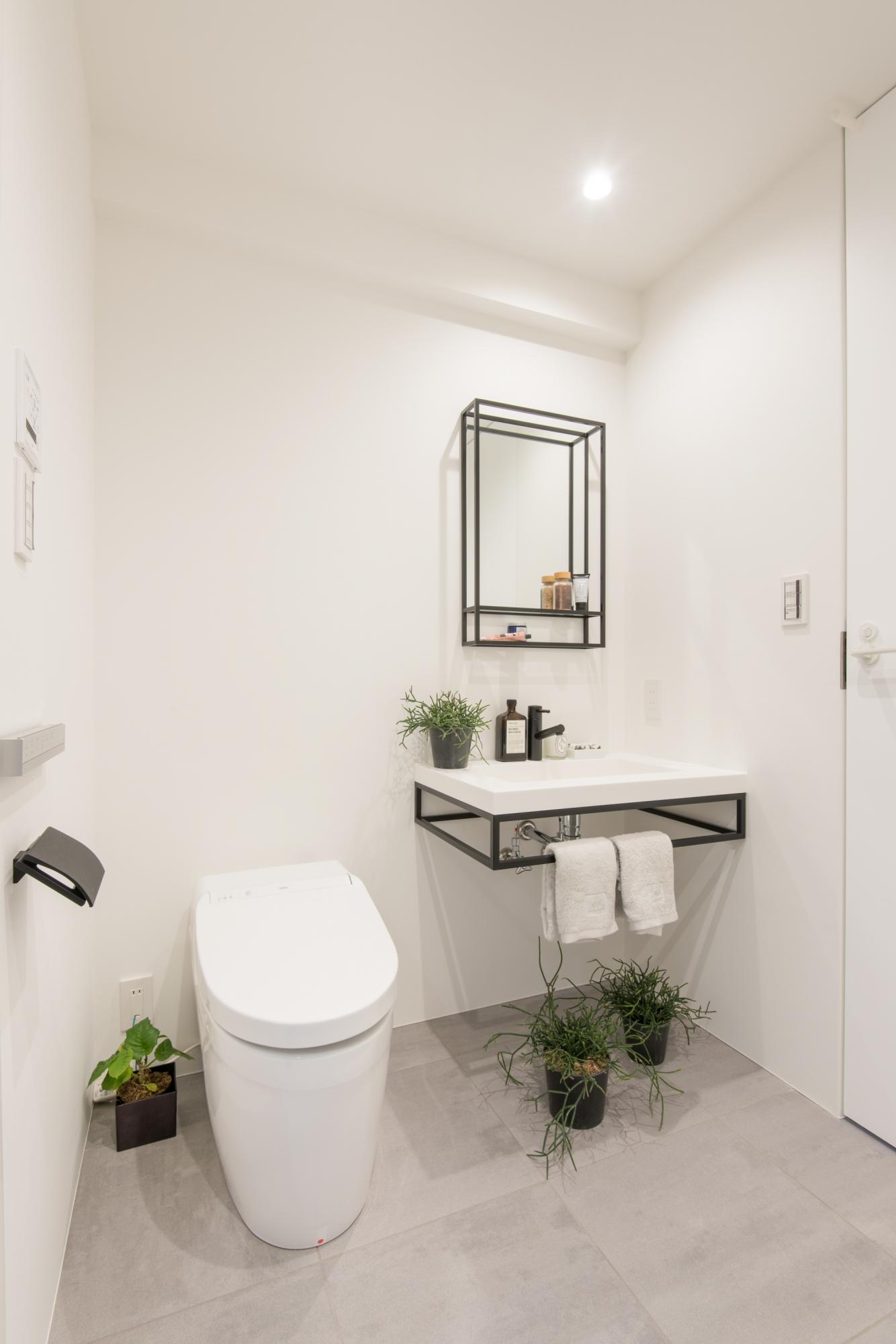 「RE : Apartment UNITED ARROWS LTD.赤坂」のお風呂・洗面所・トイレ