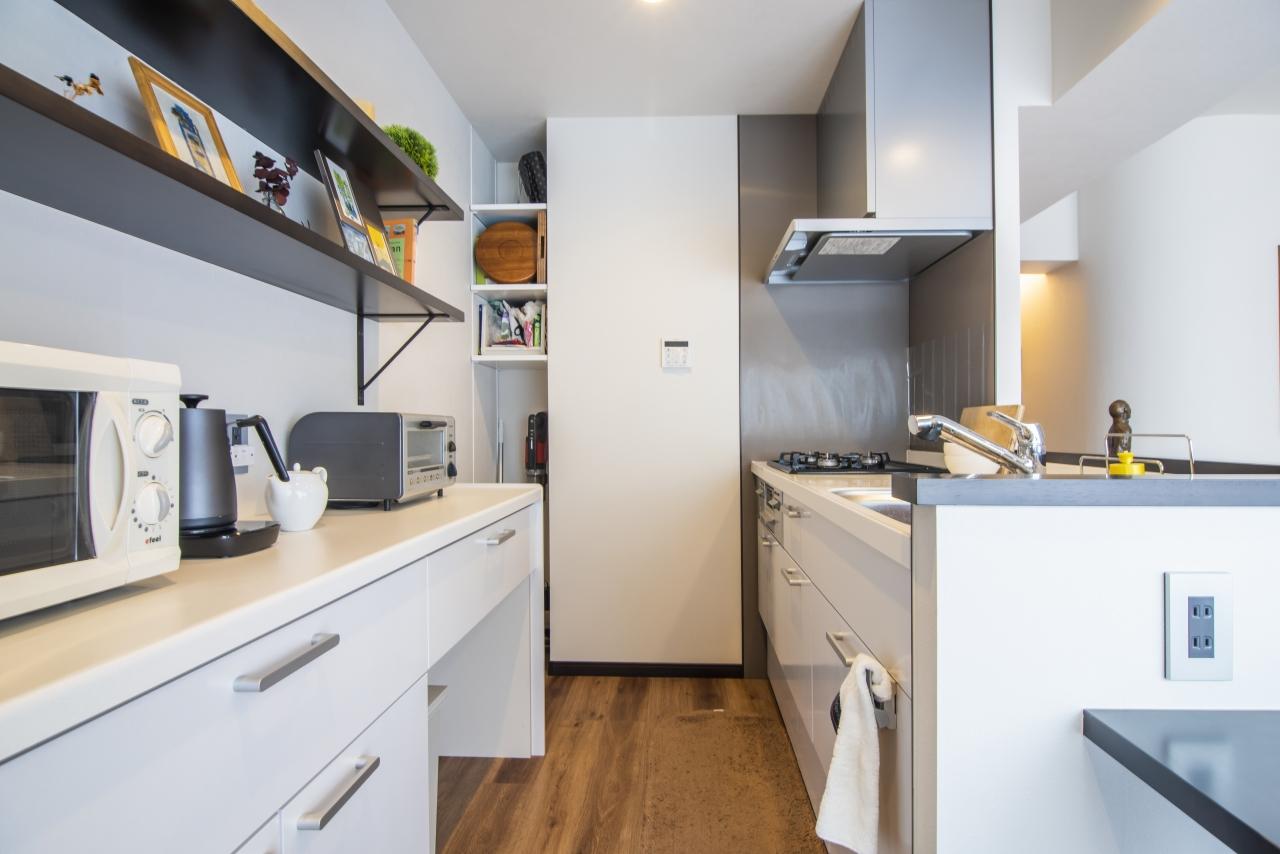 「間取りへのこだわりをカタチに。帰りたい街に作り上げた理想のお部屋」のキッチン