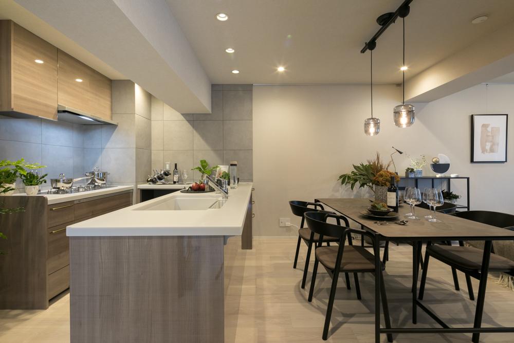 「マイリノ スマートホーム」のキッチン