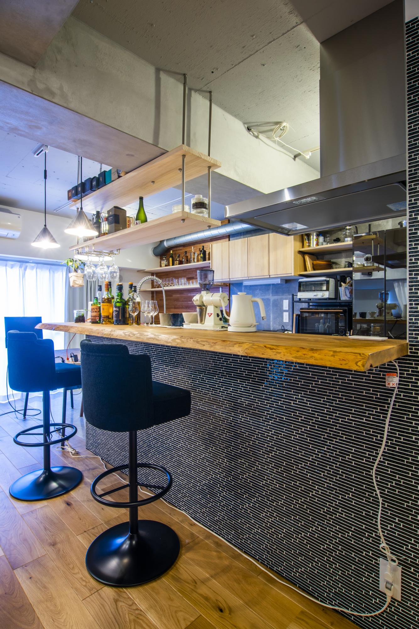 「自分が思い描いた通りの部屋づくりを叶え、人生はさらに豊かに」のキッチン