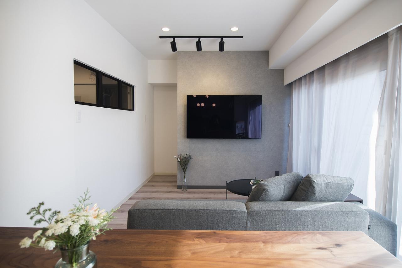 「夫婦で捗る在宅ワーク、おうち時間を変えたお部屋」のリビングダイニング