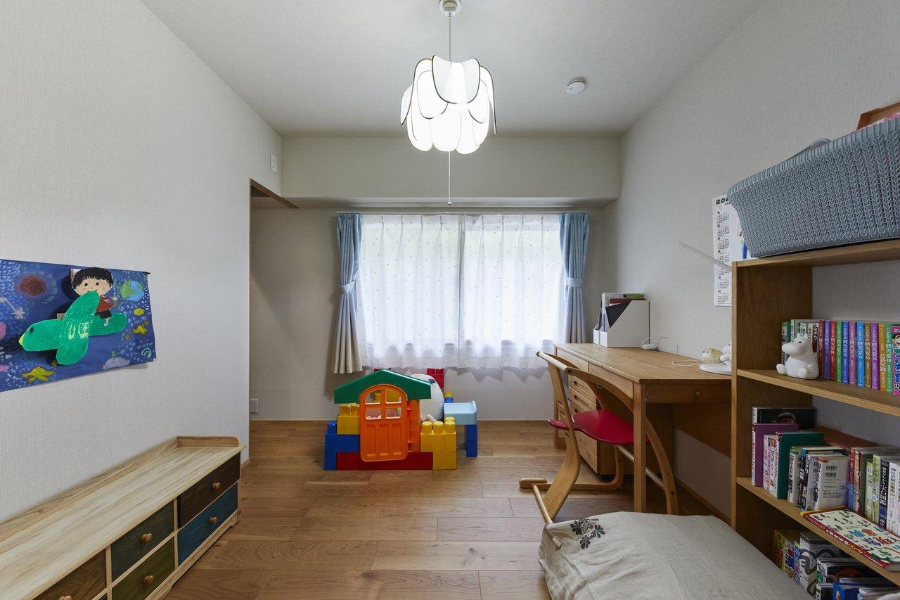 「お気に入りを詰め込んだ家」の子ども部屋