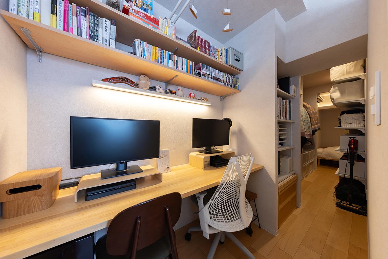 リビング、WIC、寝室と回遊できる書斎