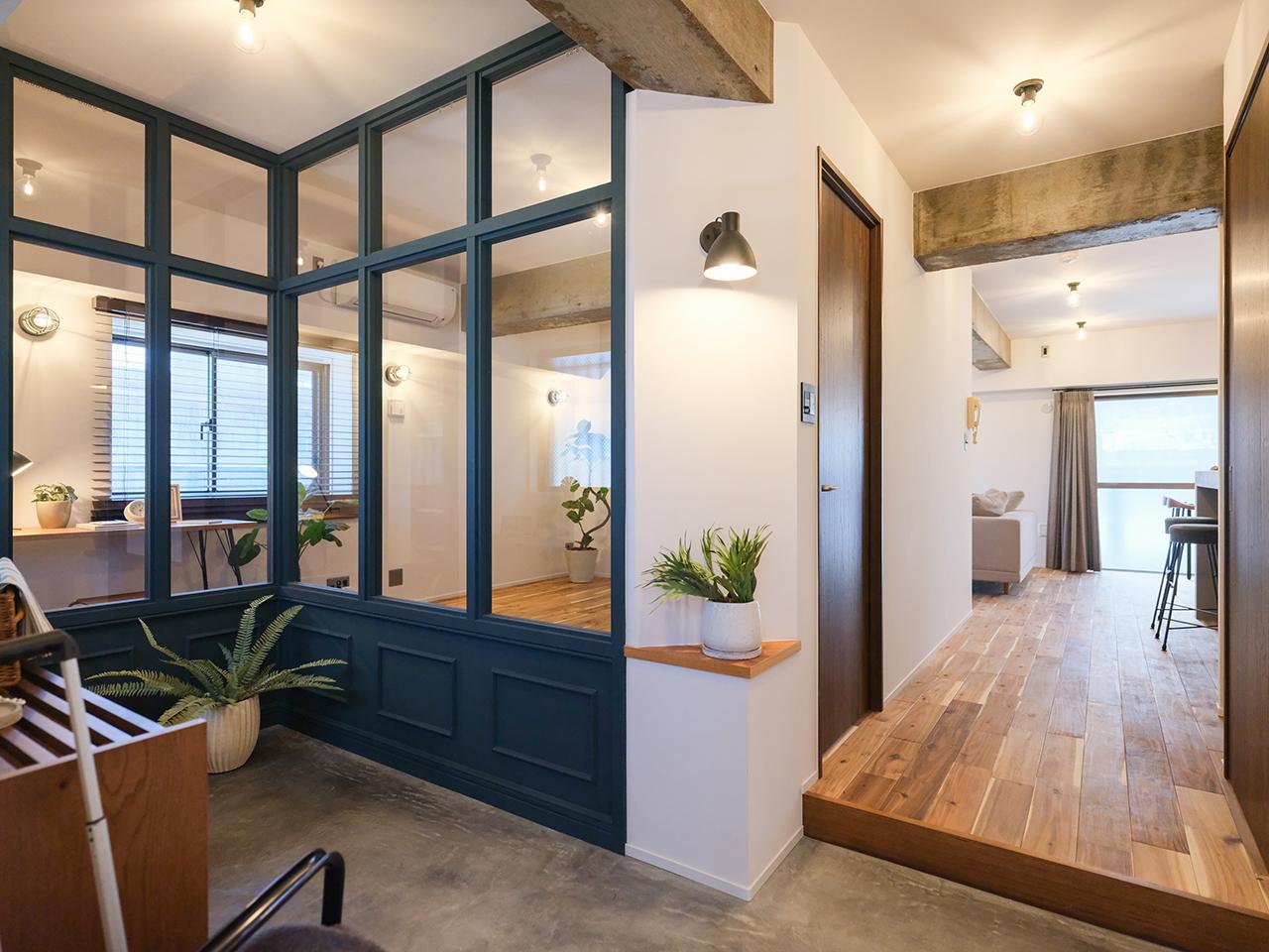 玄関に入った瞬間のインパクトと、リビングへ向かうまでのワクワク感がポイント