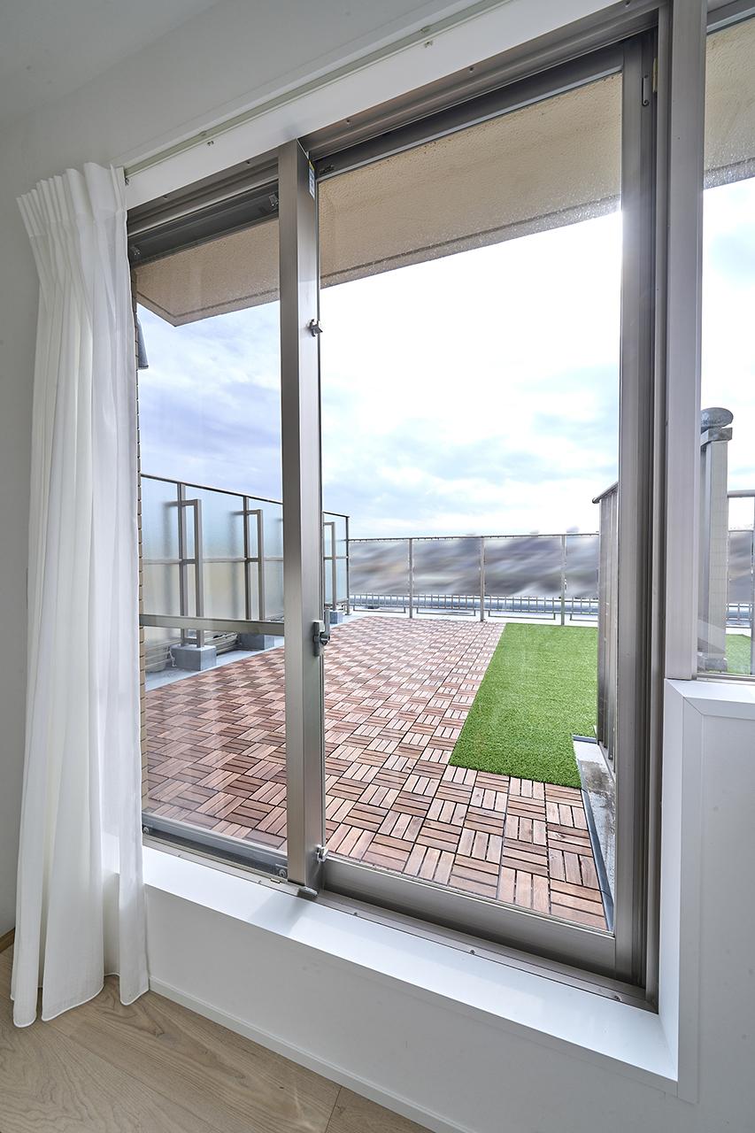 ルーフバルコニー