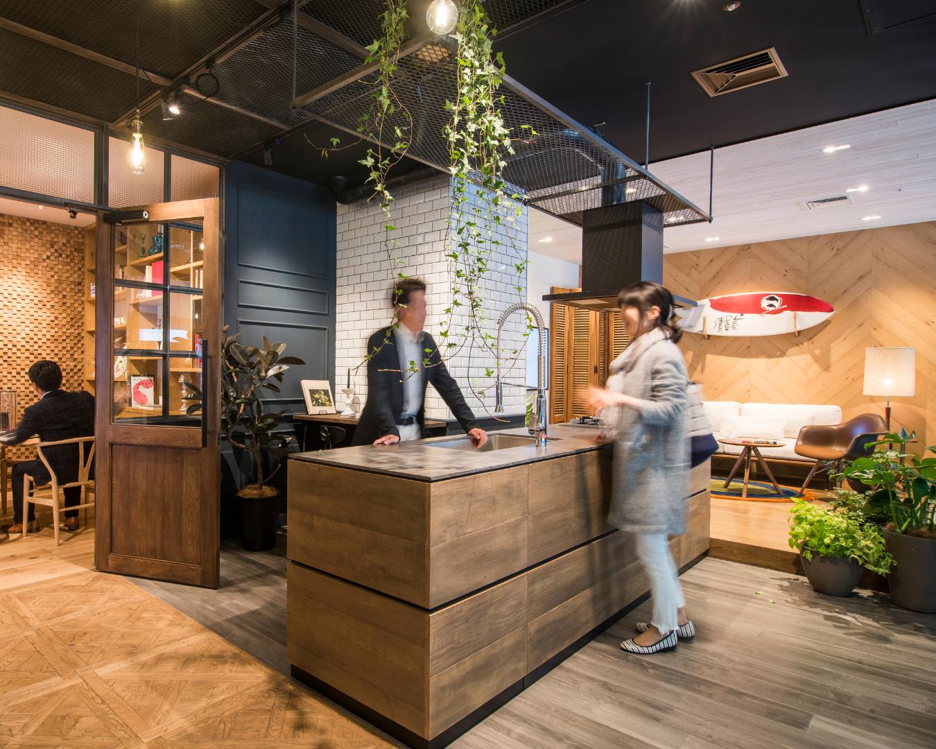 渋谷ショールームラウンジにて開催