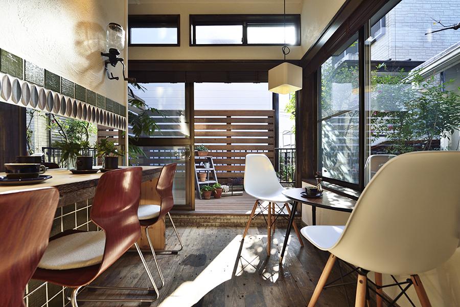 築35年経った一般の家を、果たしてリフォームでどれだけ甦らせ、店舗として機能させることができるのか不安だったというIさま。当初は別の場所に店舗を作ることも検討しましたが、LOHAS studio と出会い、「リフォームでここまで好きなようにできるんだと実感しました」。