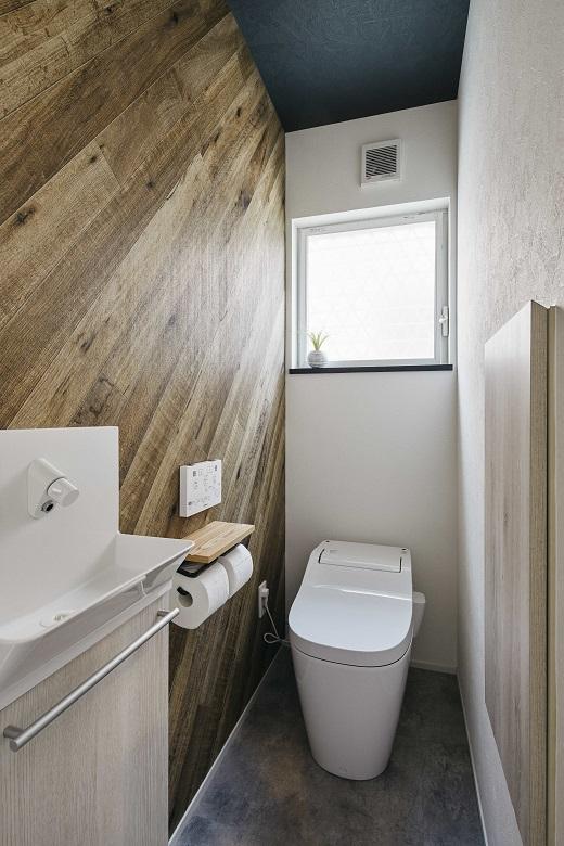 トイレのテイストもLDKのデザインと合わせています。