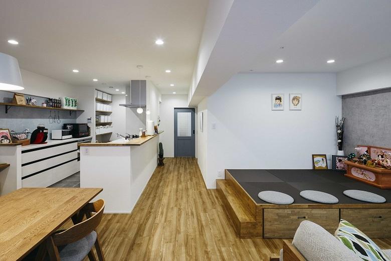 もともと和室があったスペースに小上がりの畳スペースを設計。ゴロゴロくつろげる素敵なスペース。