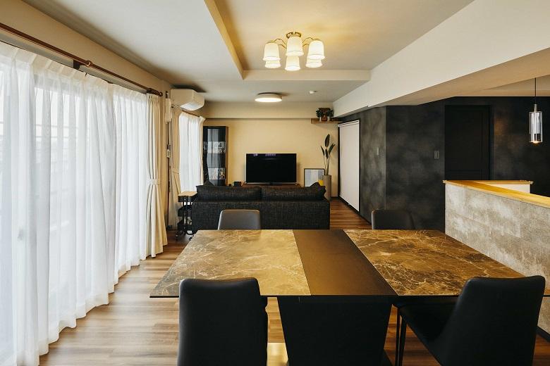 もともとLDK+和室だったところを1つの広々したLDKにリノベーション。