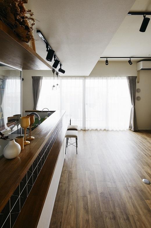 光をたっぷりと取り込める明るいLDK。