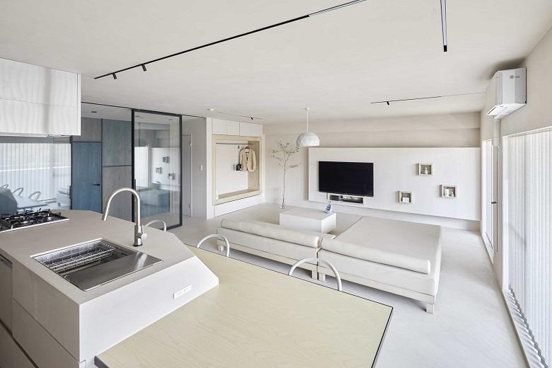 もともとLDKと2部屋あった場所を1つのLDKに間取り変更しました。