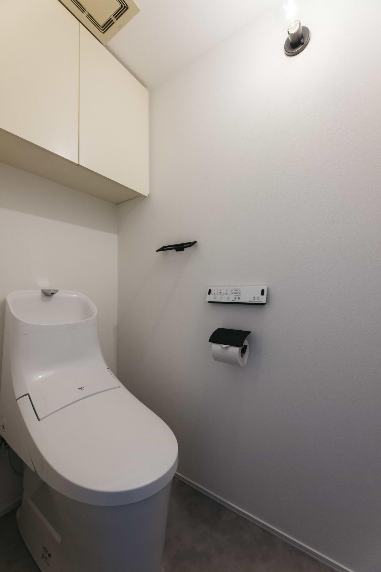 すっきり清潔感のあるトイレ。