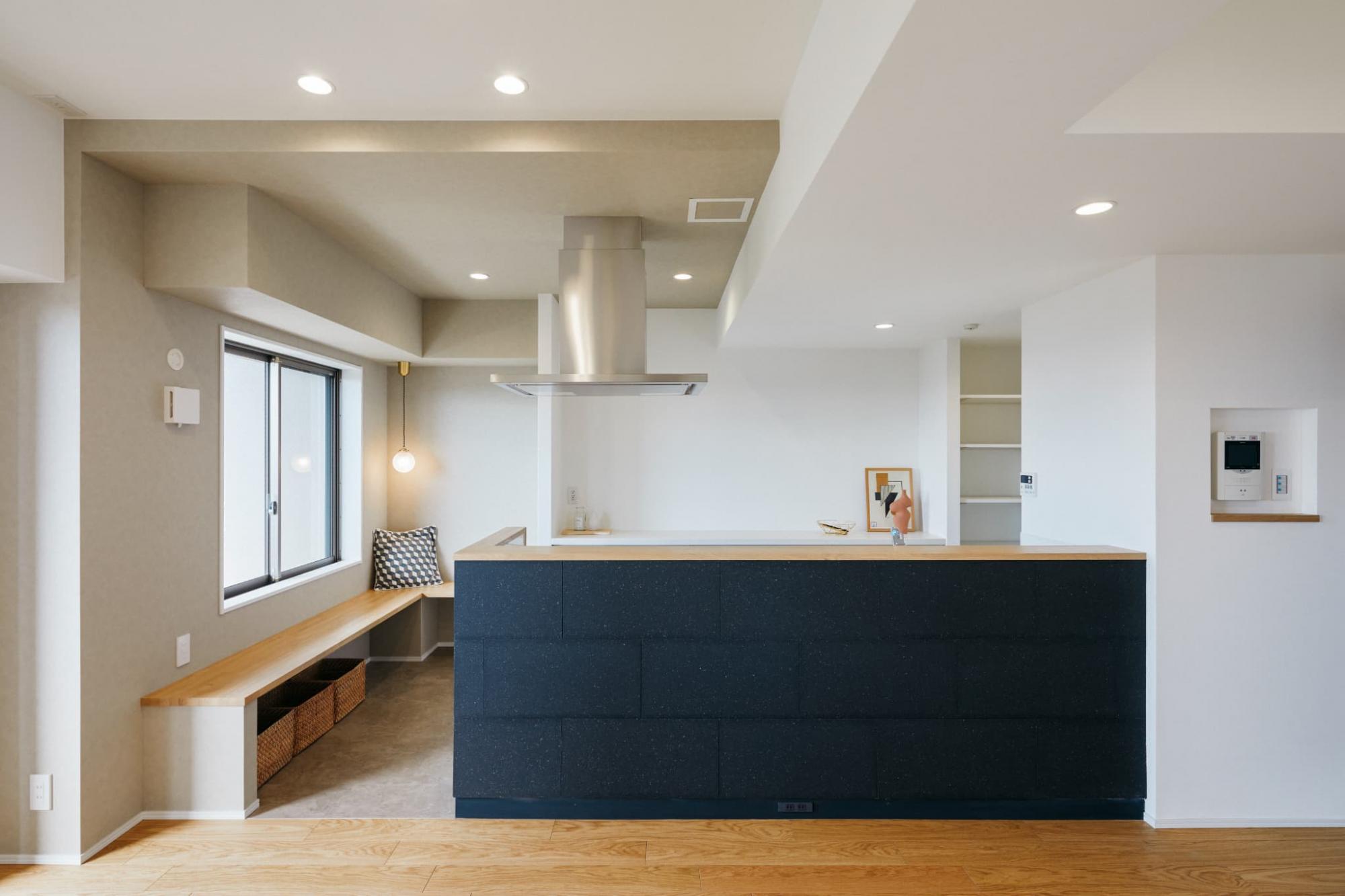 家族の時間も一人の時間も大切にでき、程よい距離感で繋がる心地よい住まいです。