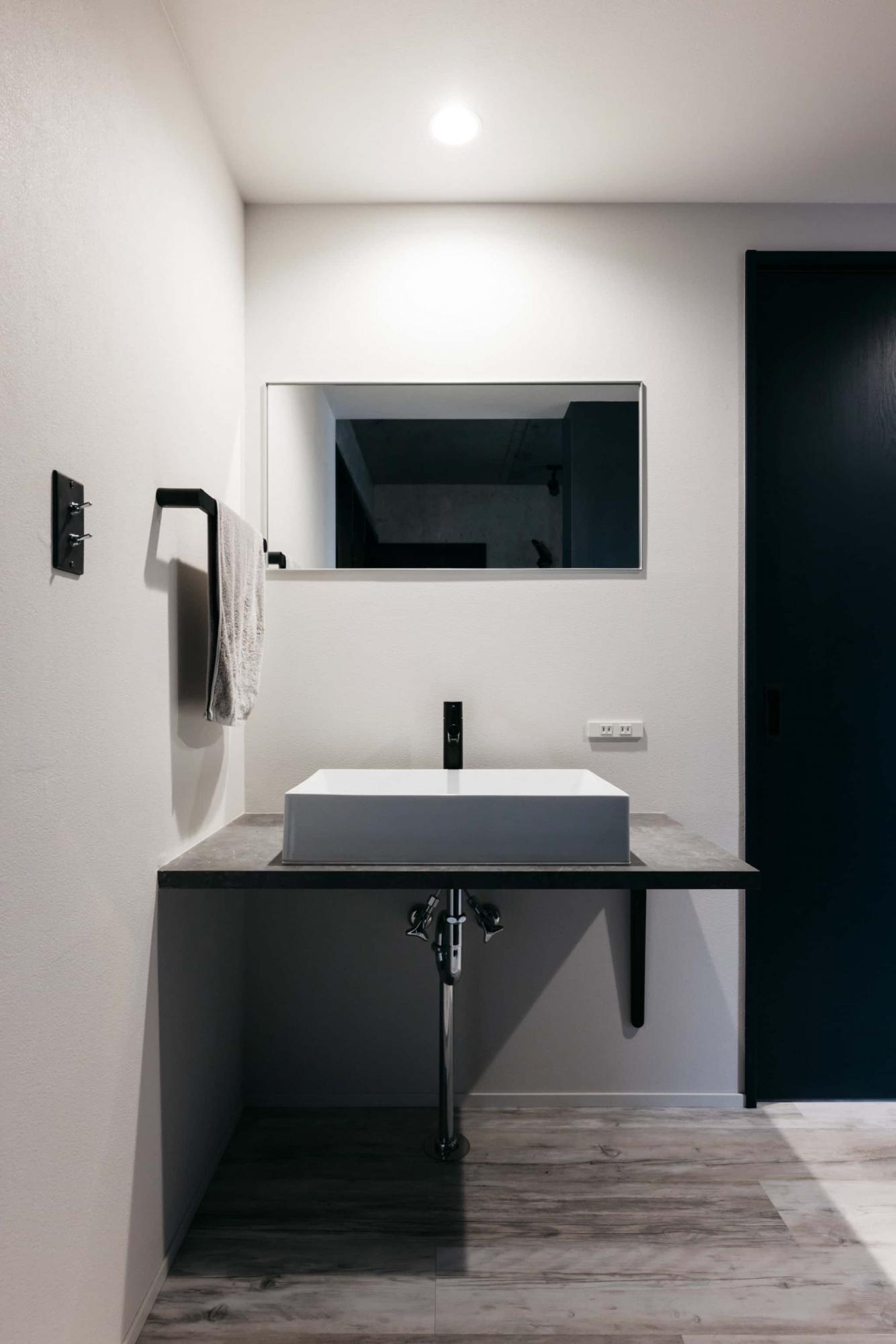 水回りは、設備の見た目や素材感を重視しました。