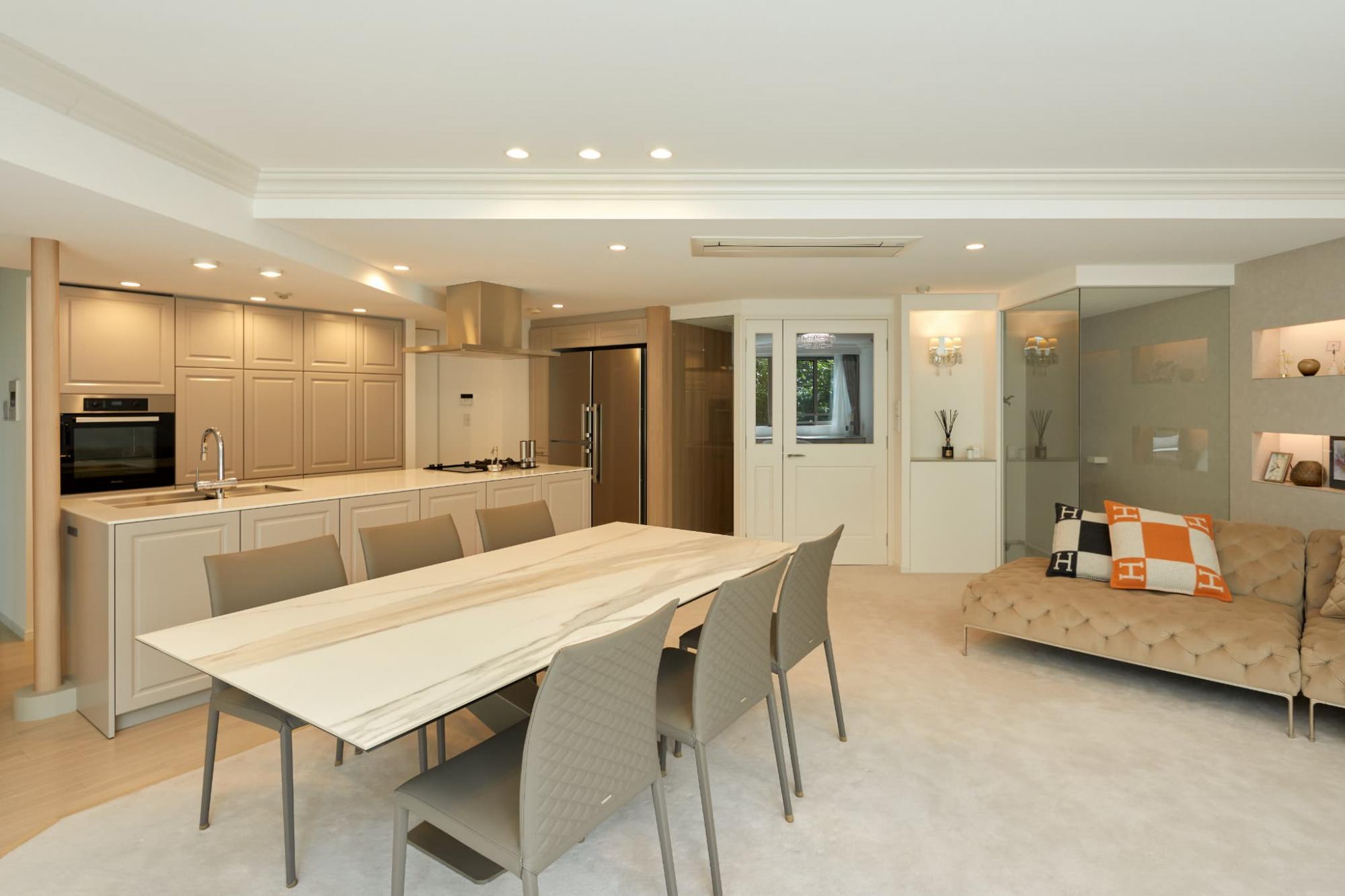 キッチンハウスのオートクチュールキッチンはLDKの主役。