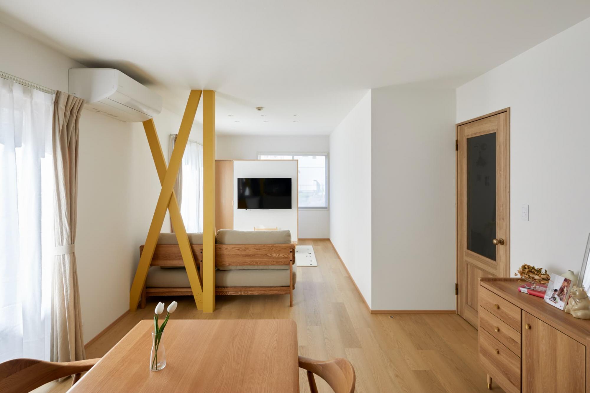 既存の和室をリビングに変えて、広々としたLDKを計画しました。