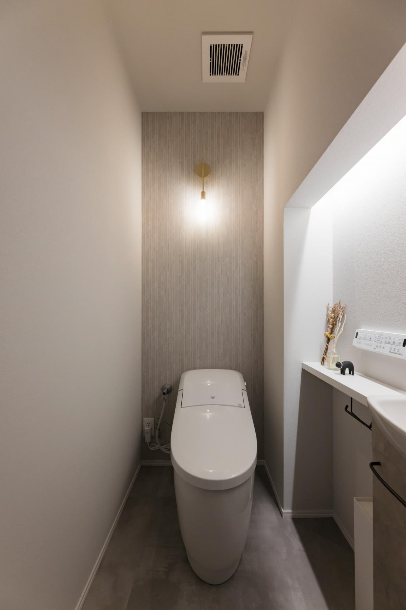 「造作家具でミセル 家族の集う場所」のお風呂・洗面所・トイレ